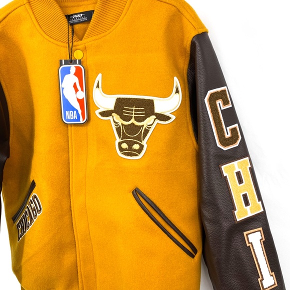 NBA Jackets & Coats Pro Standard Nba Chicago Bulls Varsity Jacket Poshmark